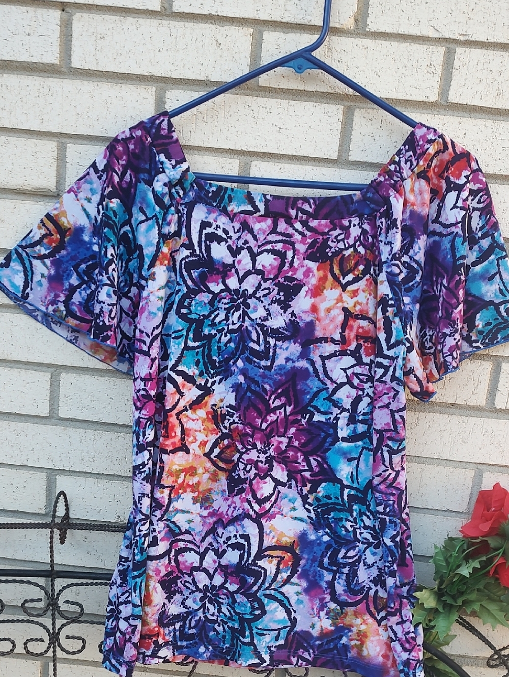 Multi-Color Top* - Picture 9 of 9